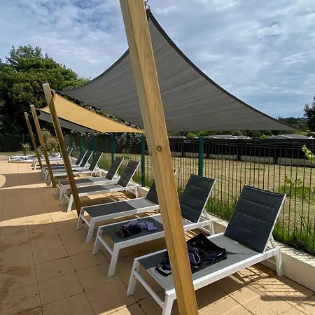 Maison Mitoyenne De - Piscine Commune Et Espaces Verts - 4 Personnes * Saint-Hilaire-de-Talmont