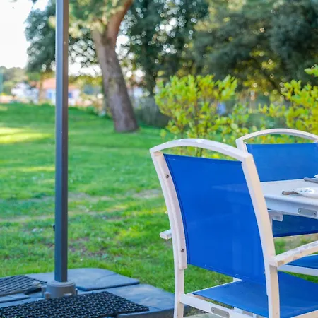 Maison Mitoyenne De - Piscine Commune Et Espaces Verts - 4 Personnes Feriehus Talmont-Saint-Hilaire