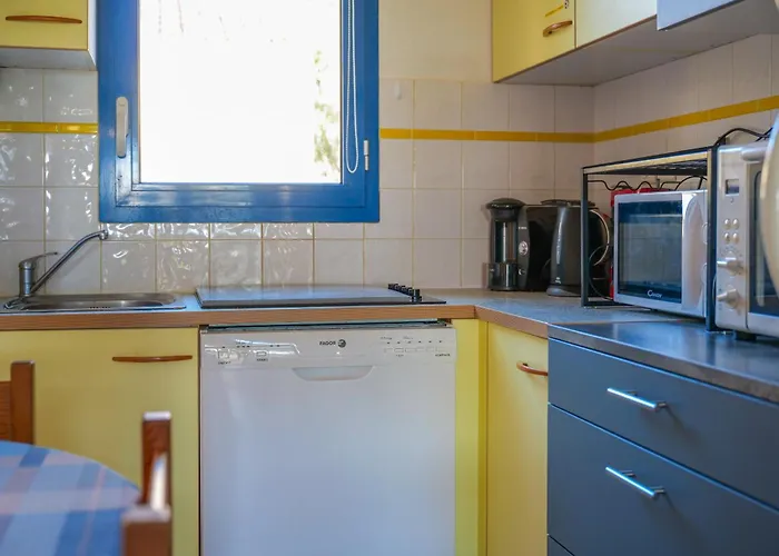 Maison Mitoyenne De - Piscine Commune Et Espaces Verts - 4 Personnes בית נופש *